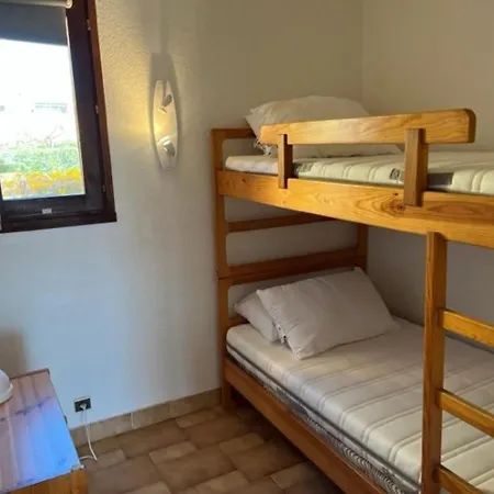 T3 Proche A Avec Terrasse, Parking Et Animaux Acceptes - Fr-1-749-25 *